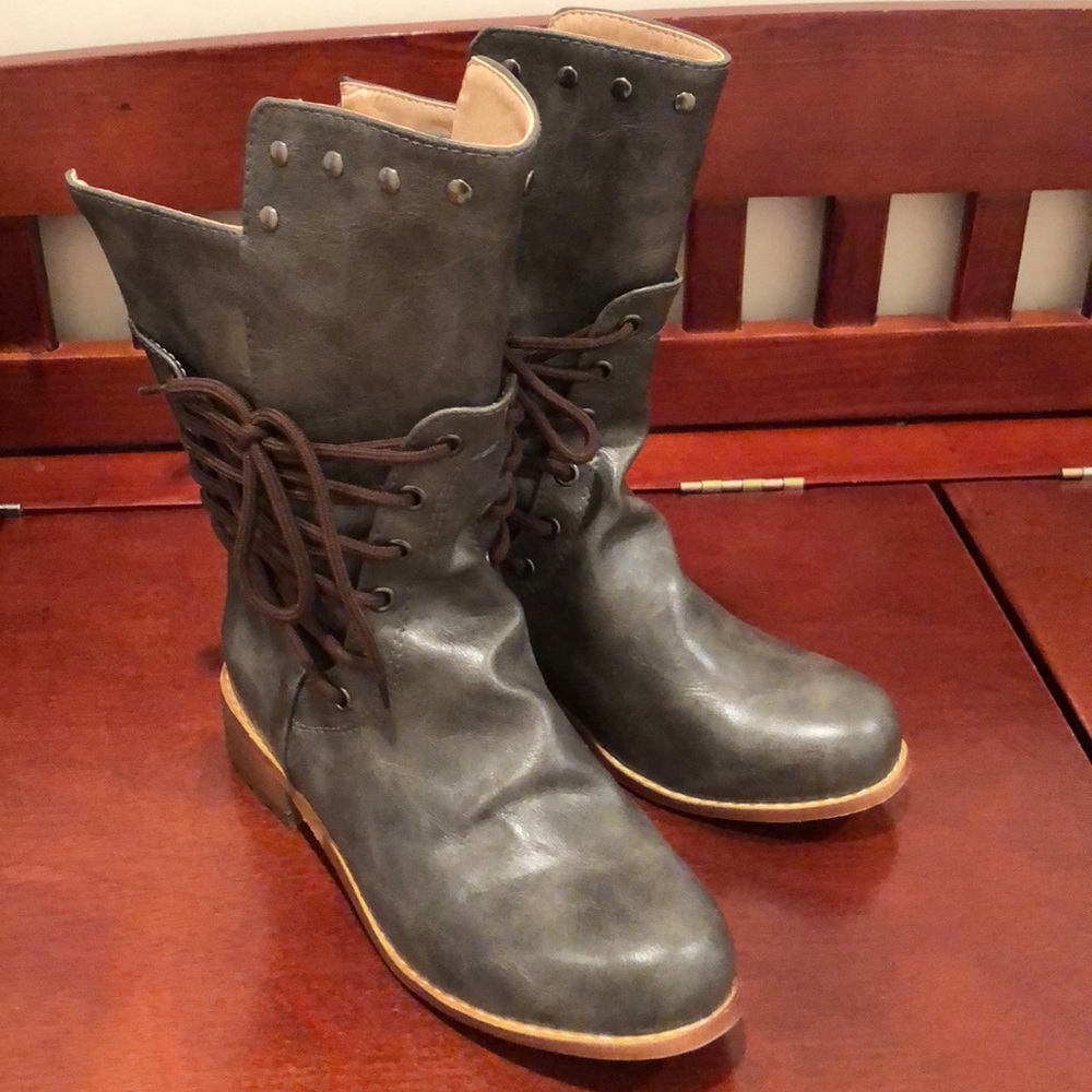 Grey slip on boots